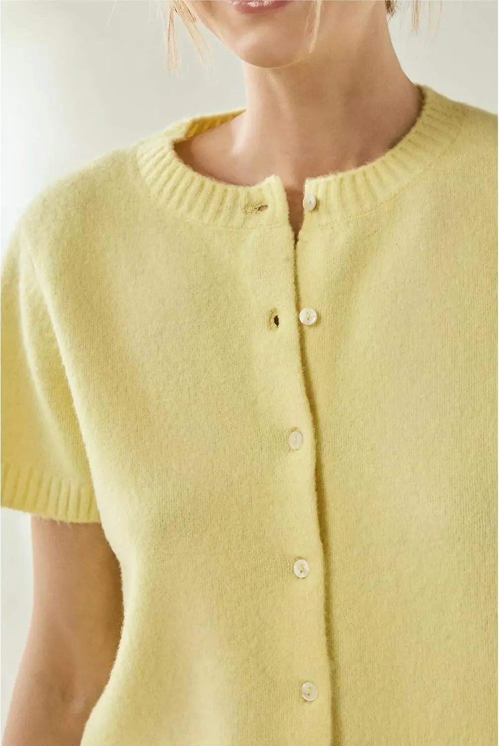 Womens Short Sleeve Cardigan Button Down Sweaters Knitted Casual Solid Color Outerwear Lightweight Cropped Tops